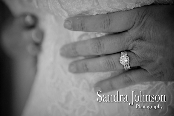 Best Courtyard Lake Lucerne wedding photographer - Sandra Johnson (SJFoto.com)
